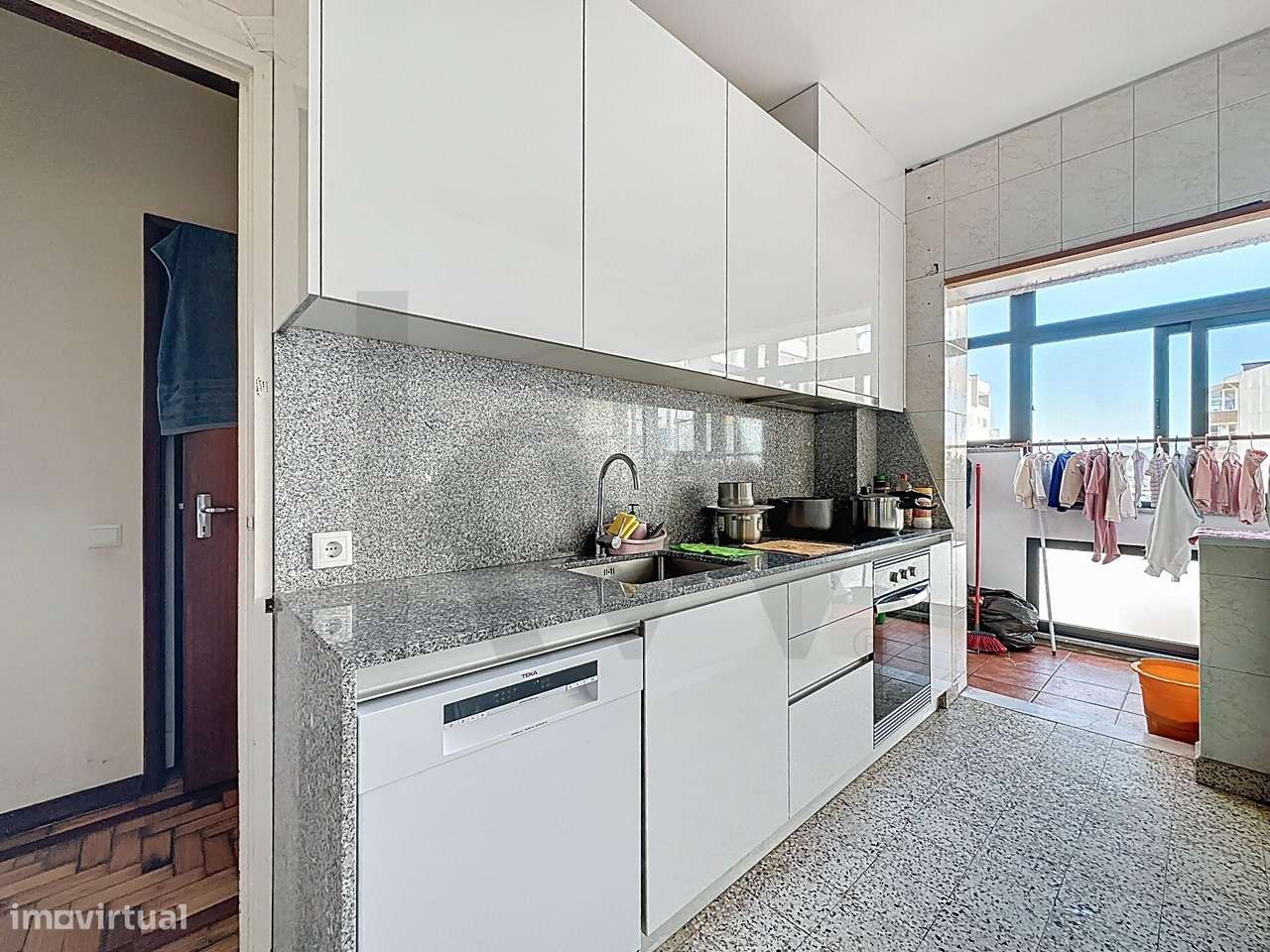 Novas Oportunidades no Mercado - APARTAMENTOS T4 P/ INVESTIMENTO (Cent-6