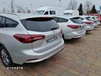 Ford Focus 1.0 EcoBoost Titanium - 26