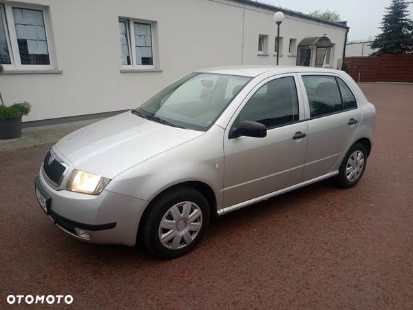 Skoda Fabia 1.2 HTP Active - 1