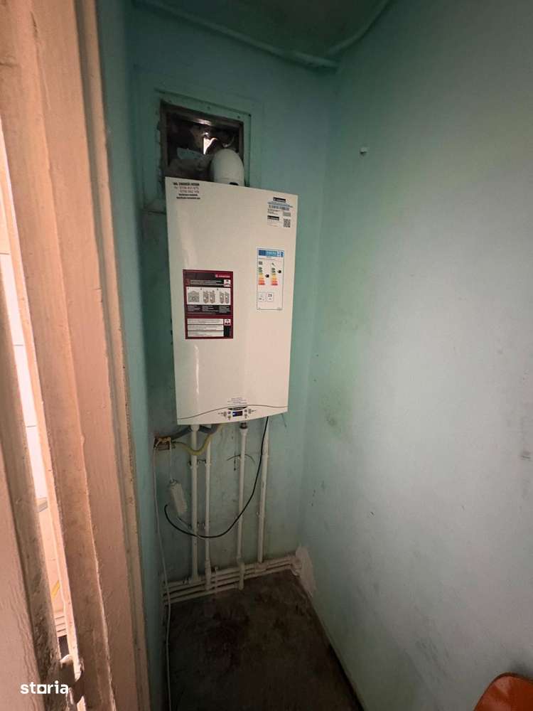 2 cam sd 52 mp suprafata totala zona decebal cantemir 72.000 euro neg-10