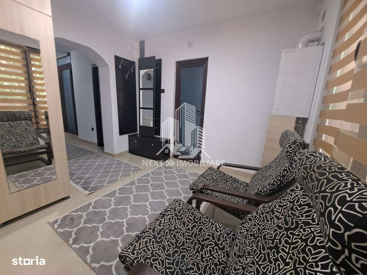 Casa 5 Camere Mangalia,  P+1, curte, loc de parcare - Imagine principală: 4/10