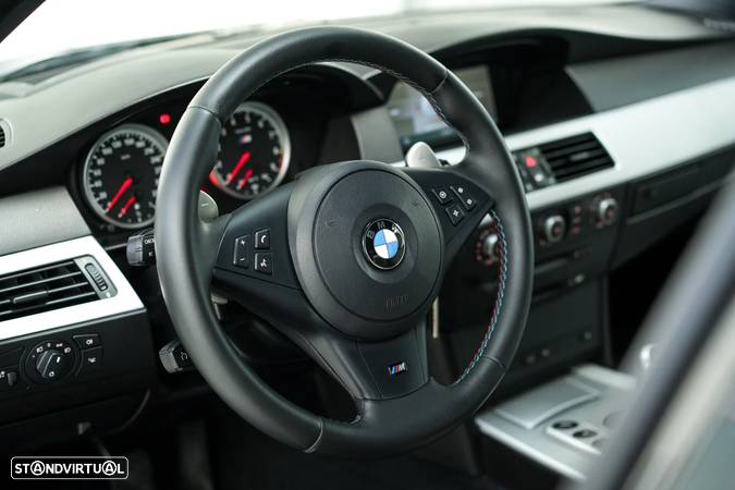 BMW M5 - 6