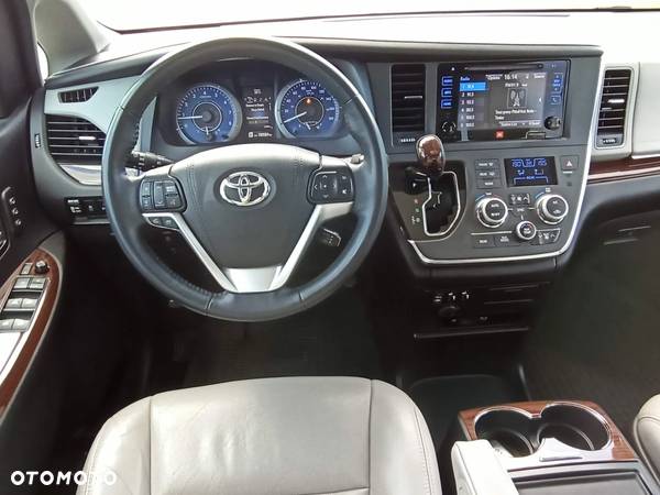 Toyota Sienna 3.5 V6 Limited AWD - 22
