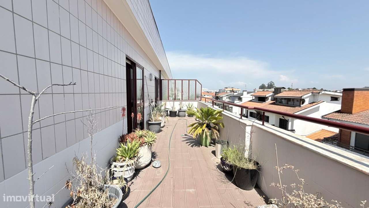 Apartamento T2+1 Duplex, Rechousa - VNGaia-0