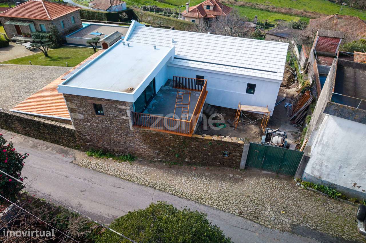 Moradia T4, Arqui.Contemporânea, Piscina, Garagem |Reconstrução Tot... - Grande imagem: 2/29