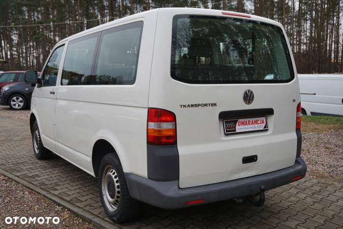 Volkswagen Transporter Caravelle Kurz DPF Comfortline - 6