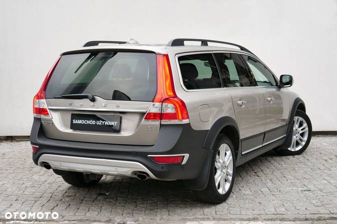 Volvo XC 70 - 9