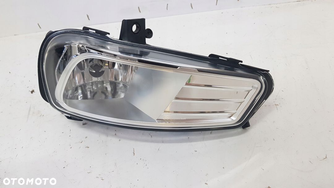 HALOGEN LAMPA MERCEDES ACTROS MP 4 A9608200356 - 1