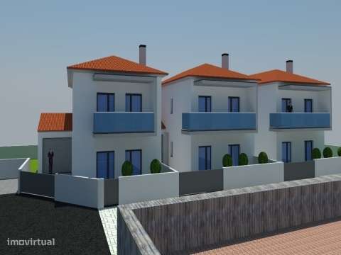 Moradias T3+1 / Garagem / Jardim / Logradouro / Amor / Leiria-3