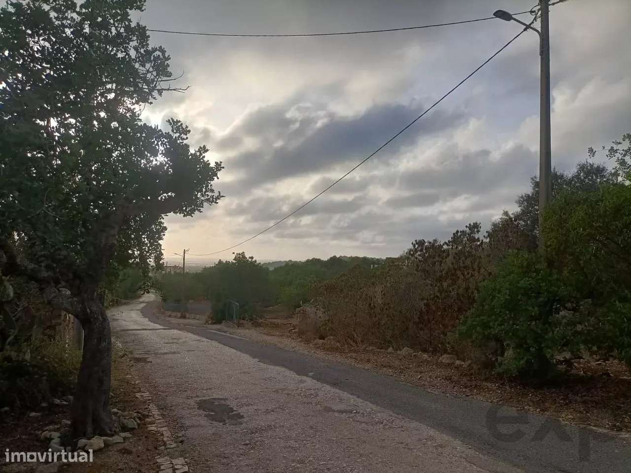 Terreno Urbano com Potencial em Estoi, Faro, Algarve. - Grande imagem: 4/5