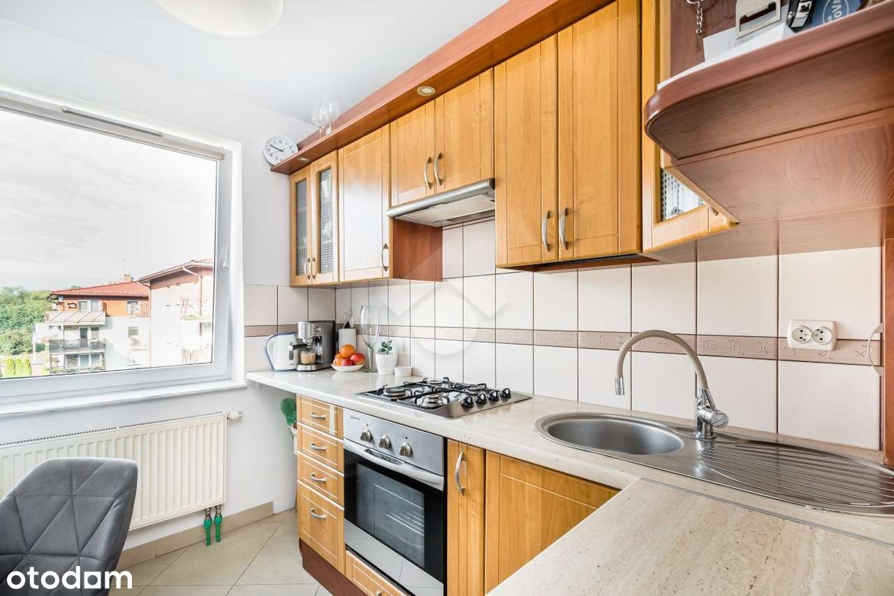 Dwupokojowe mieszkanie z balkonem i osobną kuchnią-5