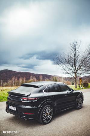 Porsche Cayenne Coupe Turbo - 5