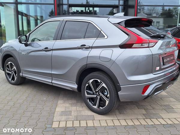 Mitsubishi Eclipse Cross - 8