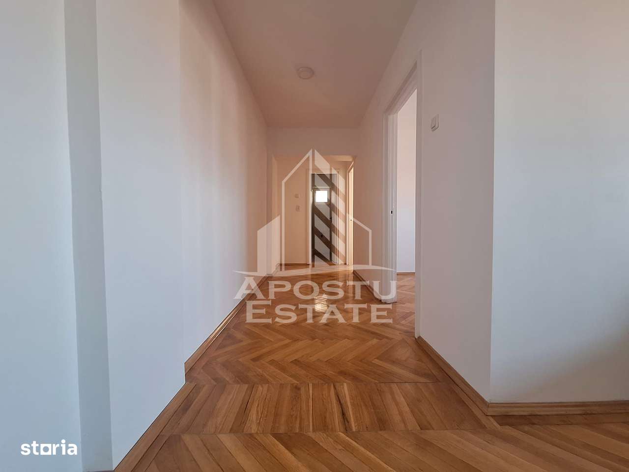 Apartament cu 3 camere, 85 mp utili, zona Centrala - Imagine principală: 5/10