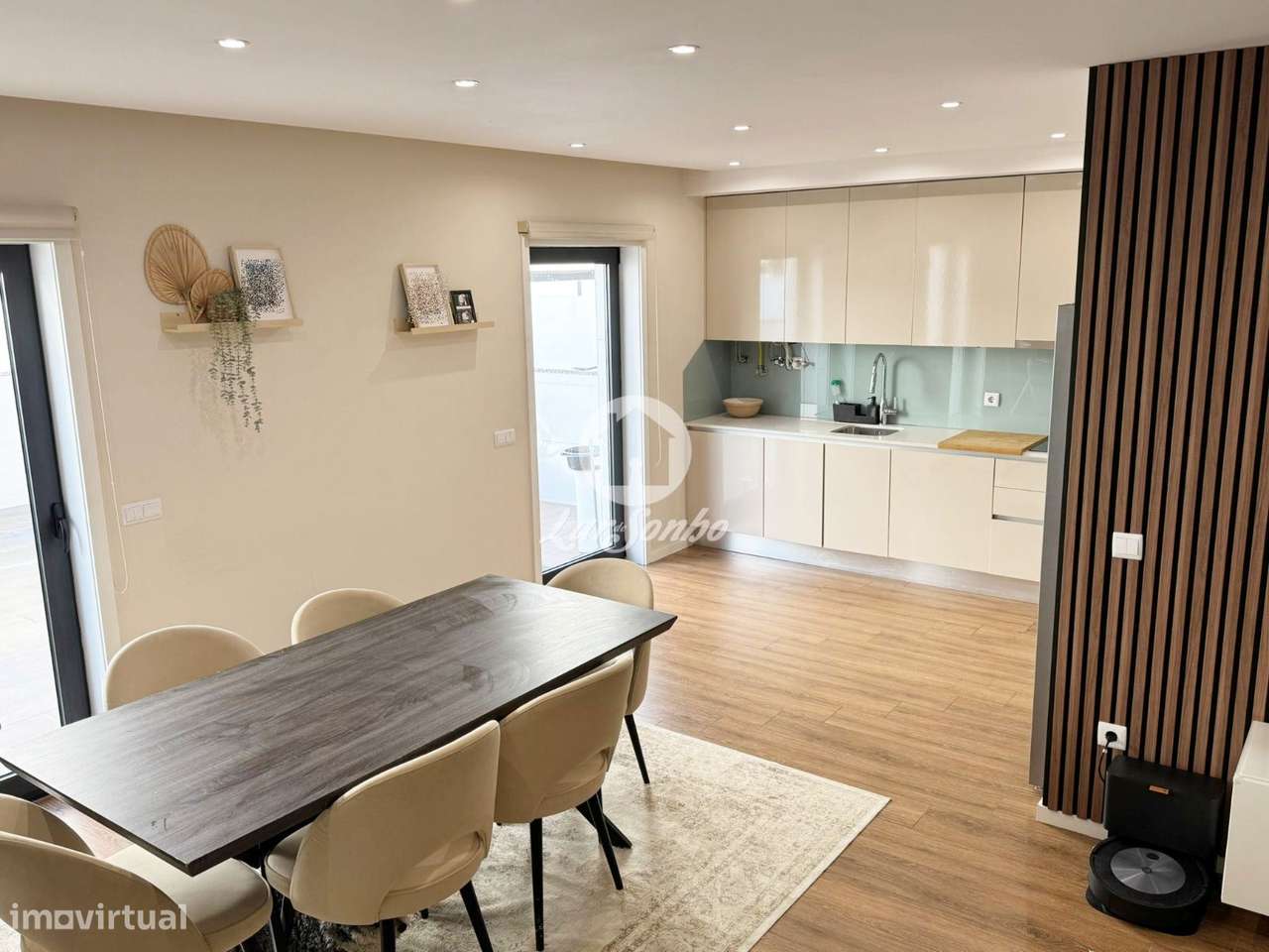 Apartamento T2 com Garagem Fechada e Terraço de 42m2, 300m da praia... - Grande imagem: 5/23