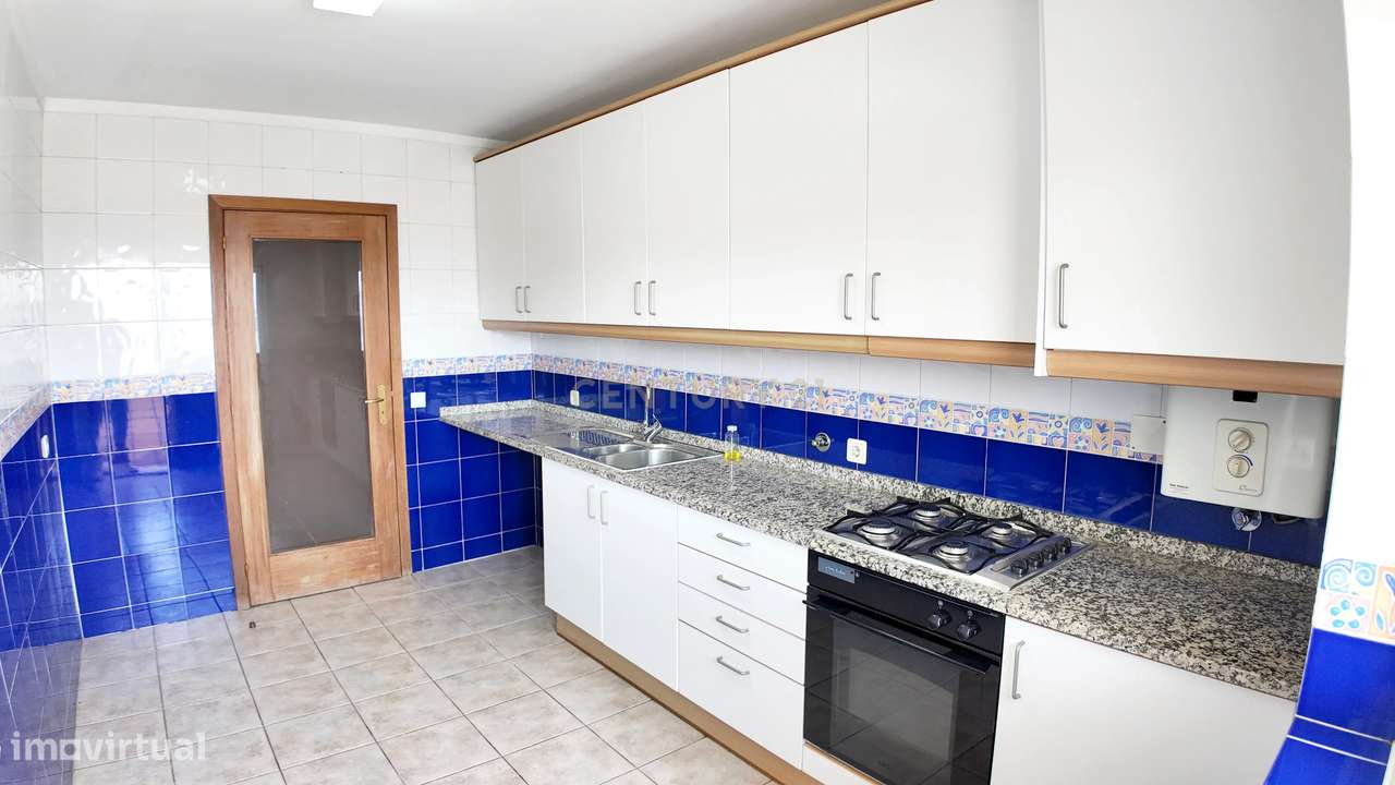 Apartamento T1 com Garagem e Churrasqueira – Travessa de Contumil, Por - Grande imagem: 2/27