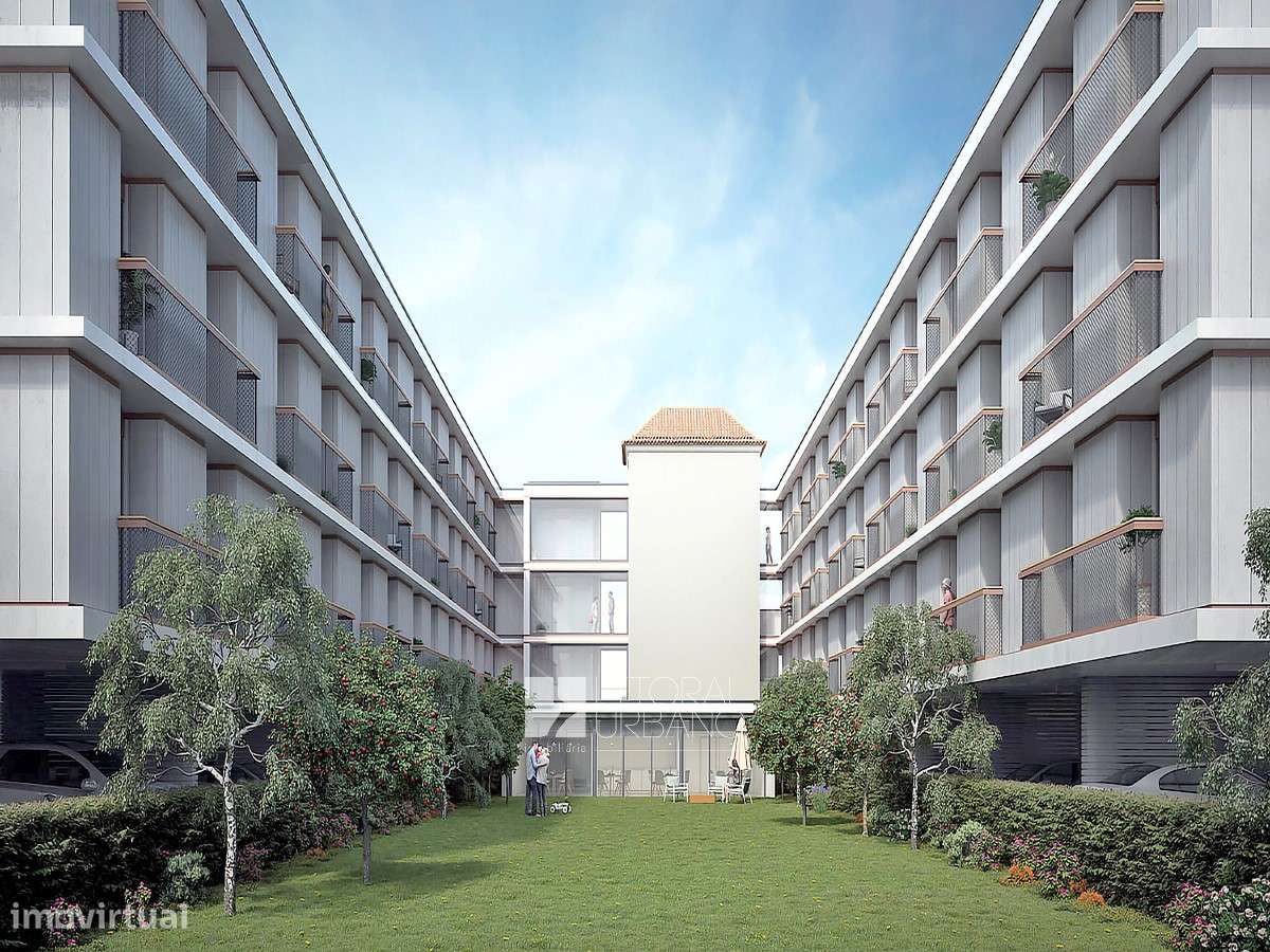 Apartamneto T1+1 com varanda e garagem ao Polo Universitário.-0