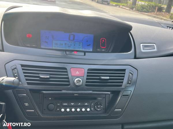 Citroën C4 Picasso 2.0 HDi FAP Aut. Exclusive - 19