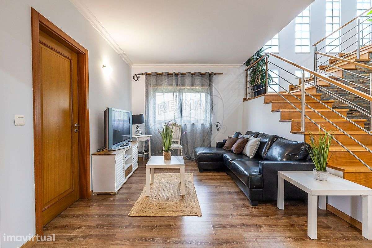 Moradia T8 para venda - Grande imagem: 4/32