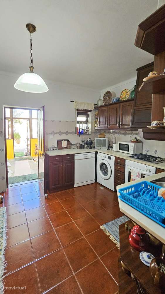 Moradia T3 em Canaviais, Évora - Oportunidade Única!-14