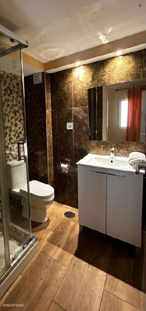 Quarto - localizado em Lisbon - Grande imagem: 4/10