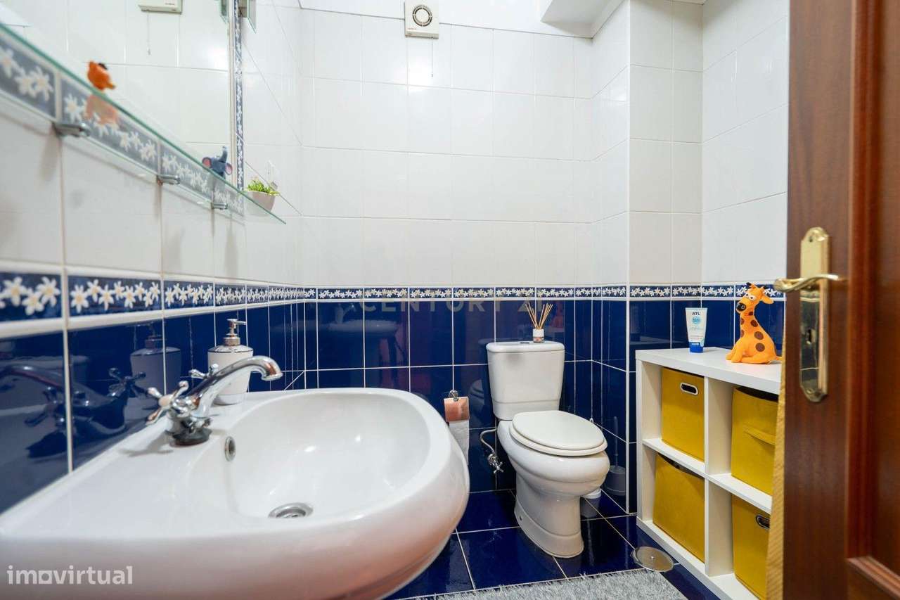 Apartamento T3 - Duplex - C/ garagem-19