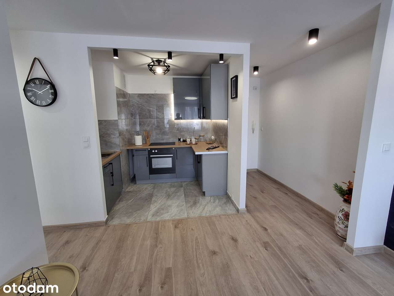 Mieszk. 43m2 po remoncie z widokiem na Kadzielnie - Pełny obrazek: 4/13