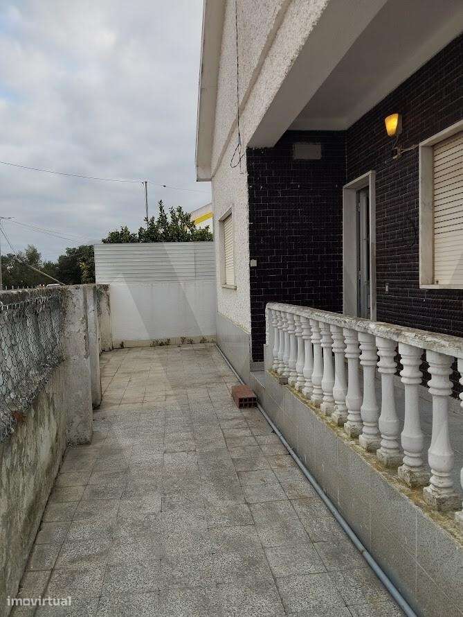 Moradia T3 no Chão Duro, Moita - Grande imagem: 4/53