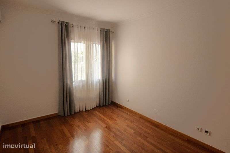 Arrenda-se maravilhoso T1 - Grande imagem: 4/12