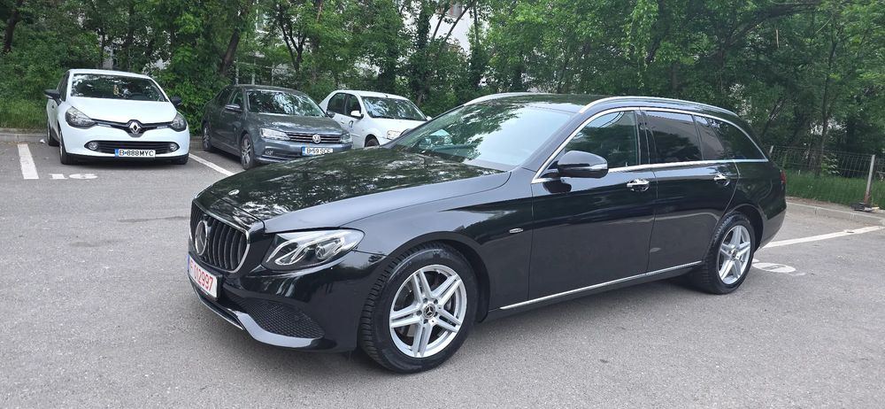 Mercedes-Benz E 220 d 4Matic 9G-TRONIC AMG Line 2019