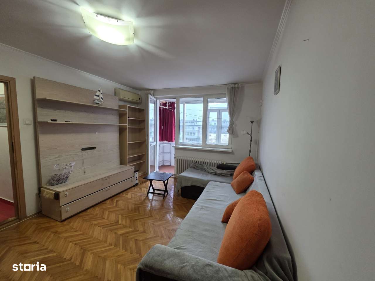 Piata Sudului, 10 minute metrou, Secuilor intersectie cu  Mirea Luiza-1