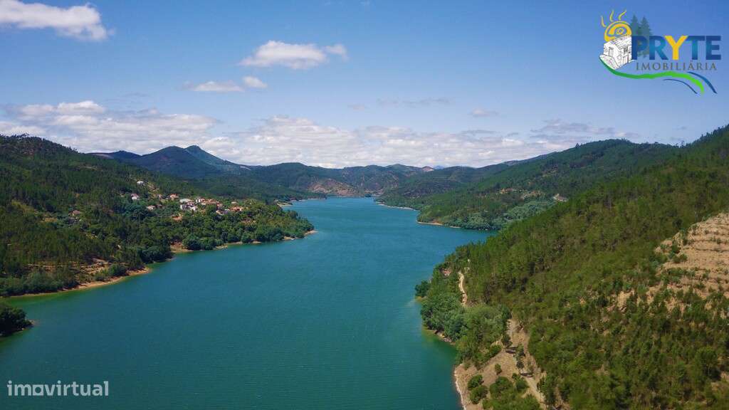 Terreno rústico confinante e com uma vista incrível sobre o Rio Zêzere-10