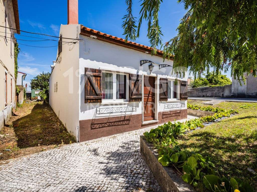 Moradia T2+1, centro da cidade da Marinha Grande-37