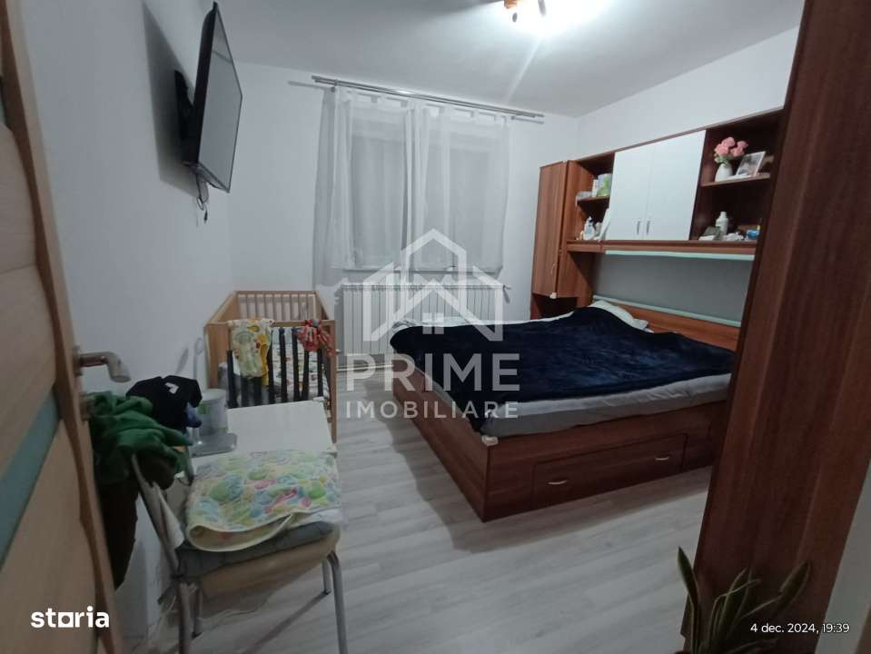 DE VANZARE - Aparatament cu 3 camere, 60 mp, etaj 3/4 - CUGIR - Imagine principală: 2/6