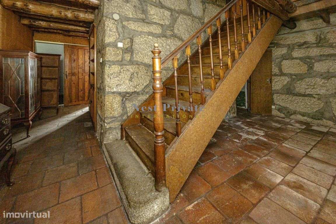 Prédio à venda na Rua de Álvares Cabral-9