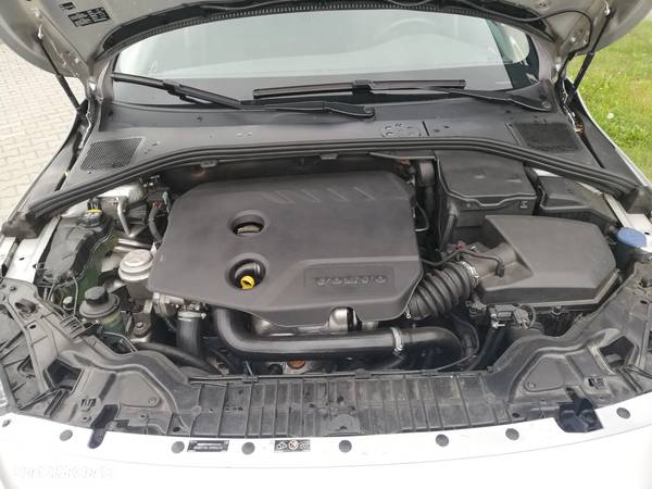 Volvo S60 D2 Powershift Kinetic - 19