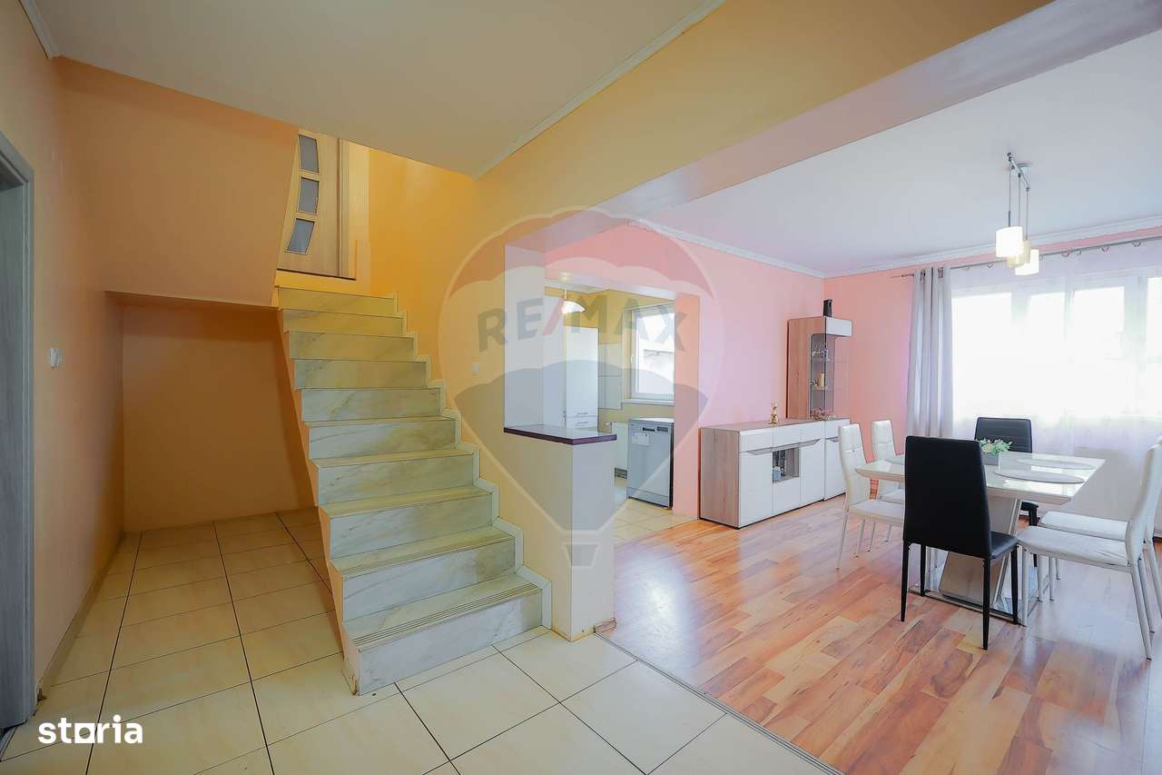 Casă familie mare Episcopia, 6 camere, garaj, curte 500 mp, de vânzare-7