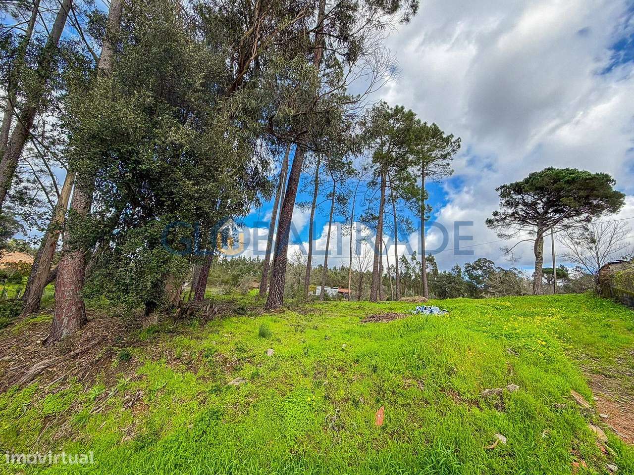 Terreno Urbano 1 798m² em Melres-1