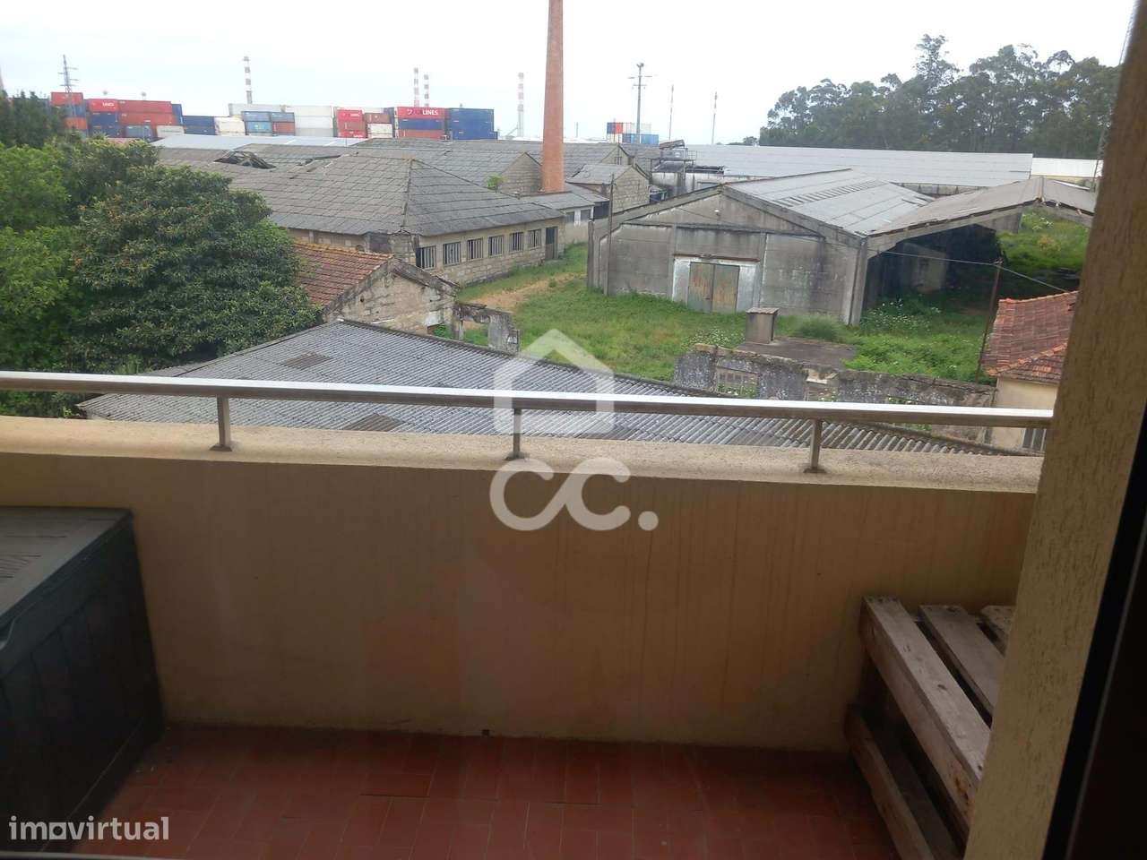 Apartamento T2 Localizado na Rua D. Marcos da Cruz, Leça da Palmeira.-12