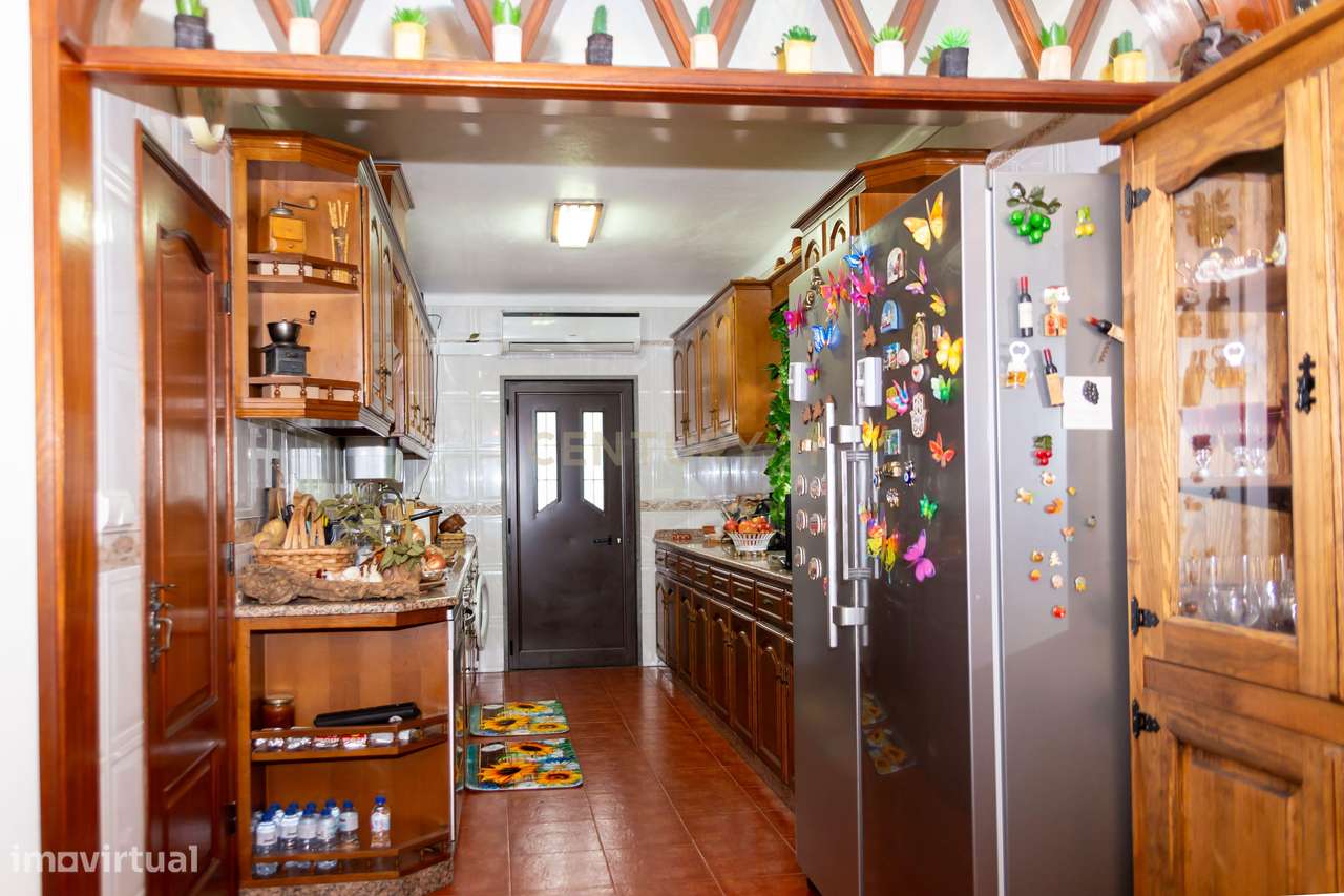 Charmosa Moradia T4 em Estremoz-37