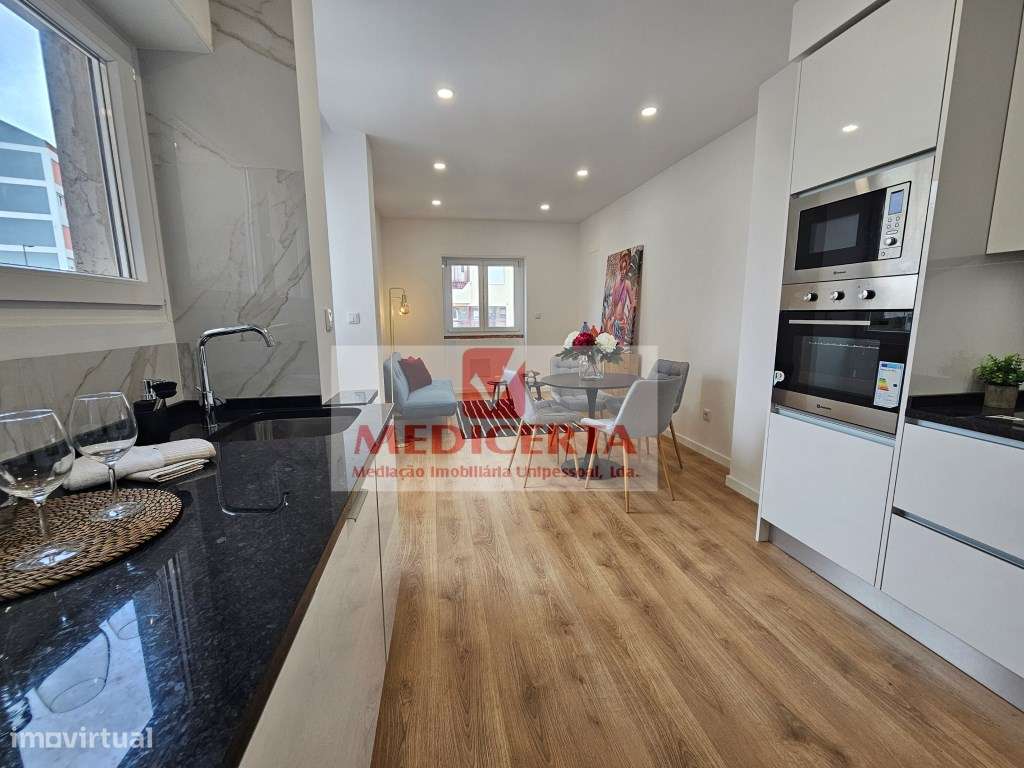 Benfica - Portas Benfica T3 Remodelado/Equipado/Mobilado-6