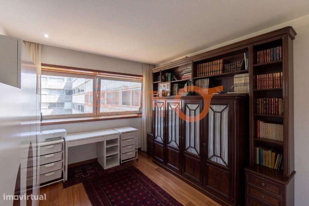 Excelente T3 aproximadamente a 500m da praia da Granja-15