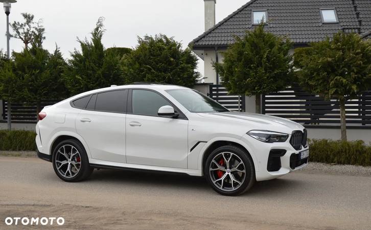 BMW X6 xDrive30d mHEV - 11