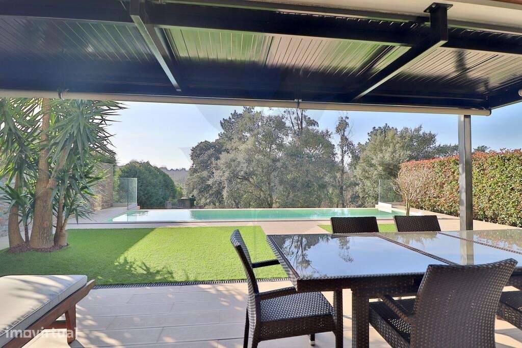 Venda Moradia Geminada Palmeira T4-51