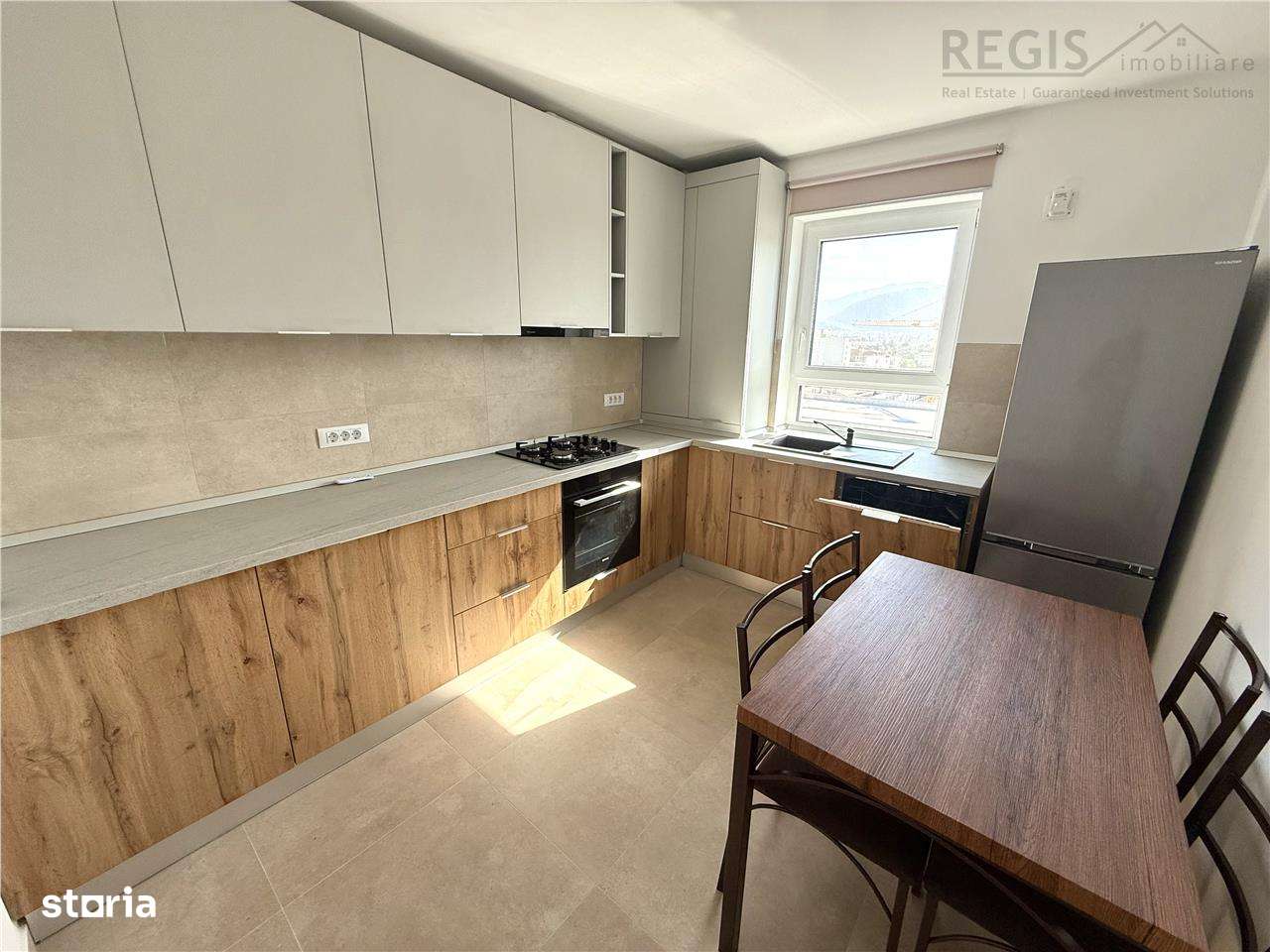 Apartament 3 camere  Parcare subterana Zona Coresi - Imagine principală: 4/14