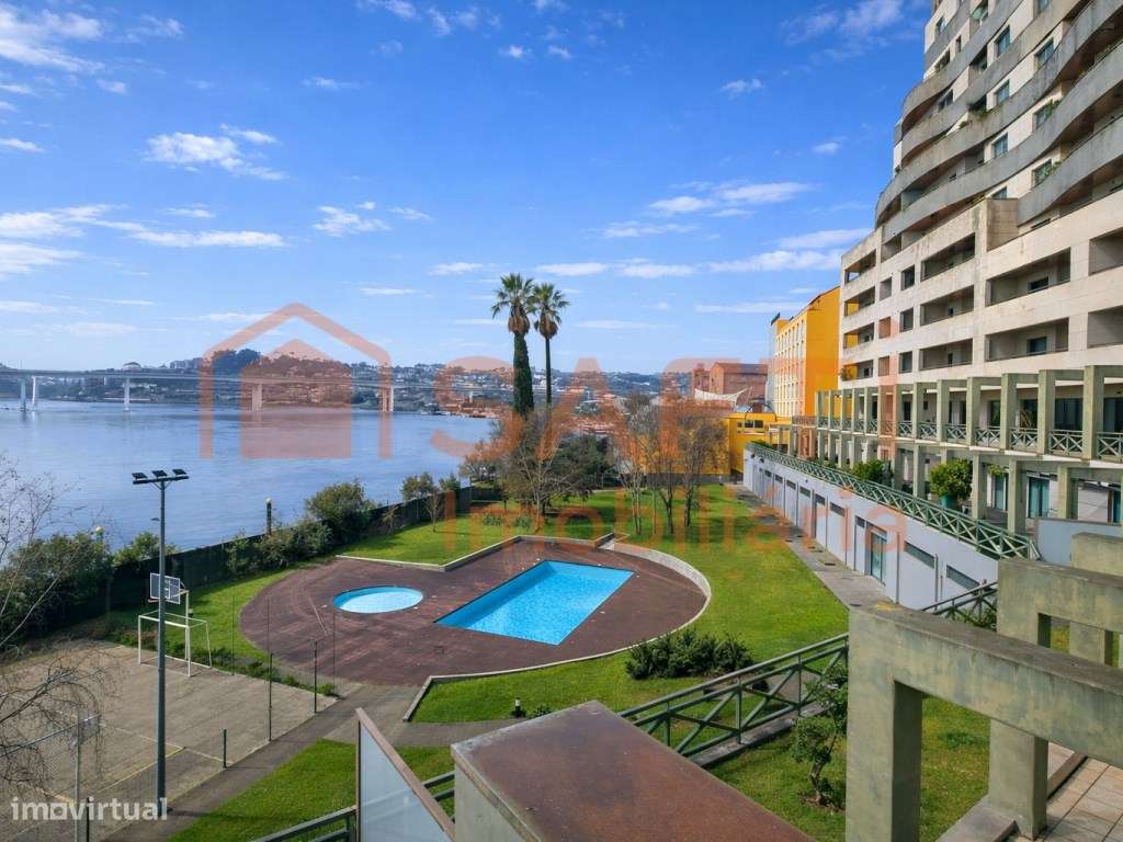Apartamento T4 No Freixo