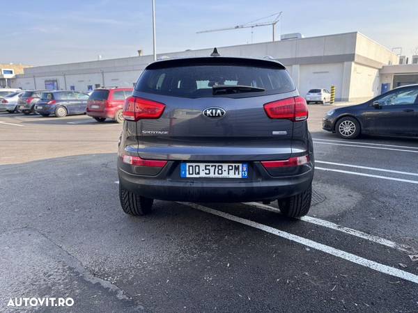 Kia Sportage 1.7 CRDI 2WD ISG Dream-Team Edition - 5