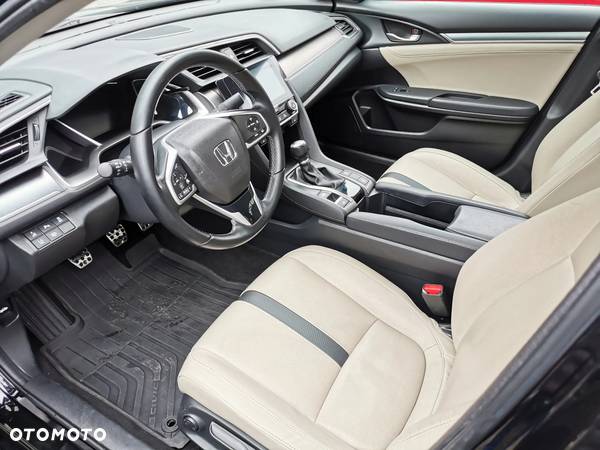 Honda Civic 1.5 T Executive - 9