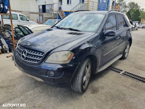 Dezmembrari  Mercedes-Benz ML / M-CLASS (W164)  2005  > 0000 ML 320 C - 1