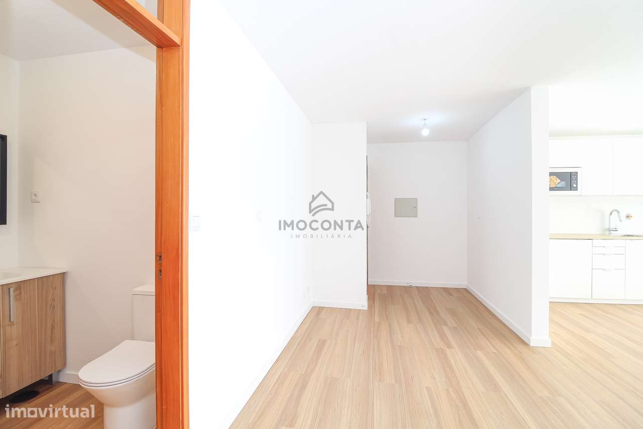 T2 Renovado c/ Garagem na Maia-14